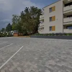 Na Skarpie Lägenhet
